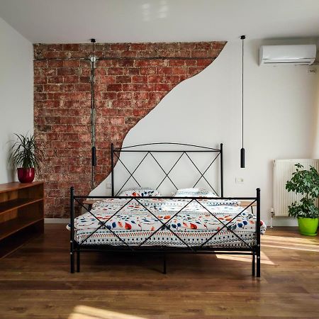 Urban Cozy Retreat Apartman Pristina Kültér fotó