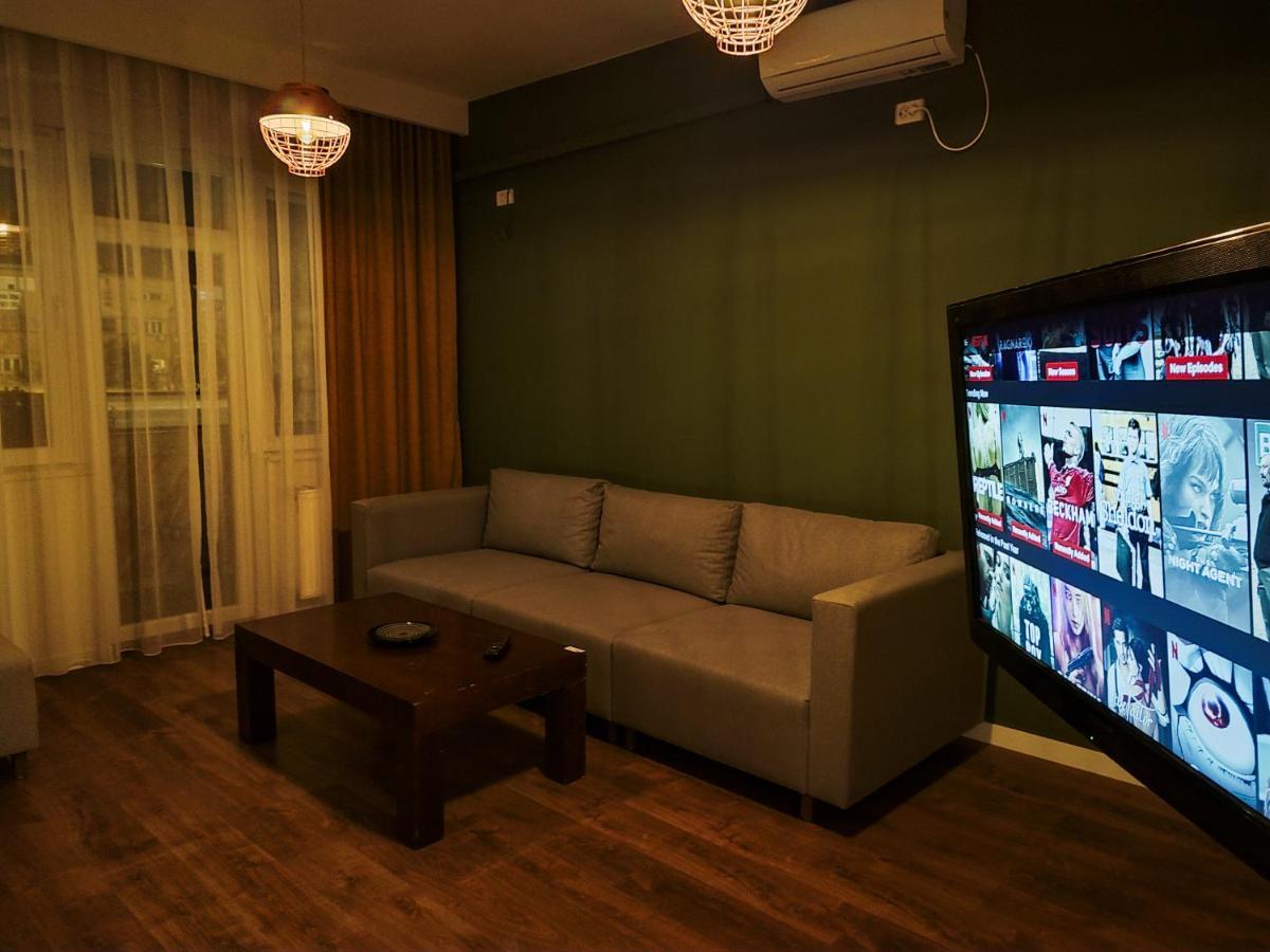 Urban Cozy Retreat Apartman Pristina Kültér fotó