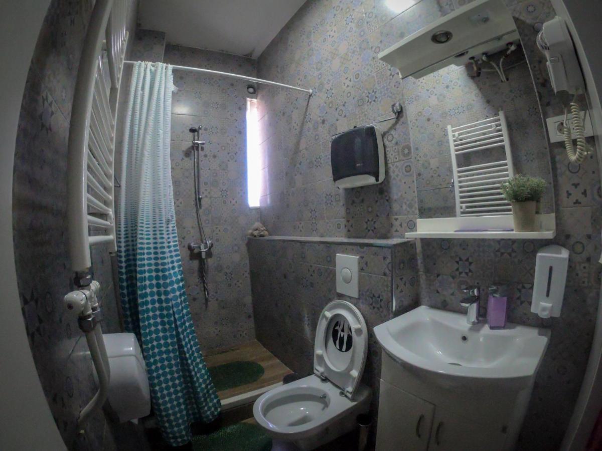 Urban Cozy Retreat Apartman Pristina Kültér fotó